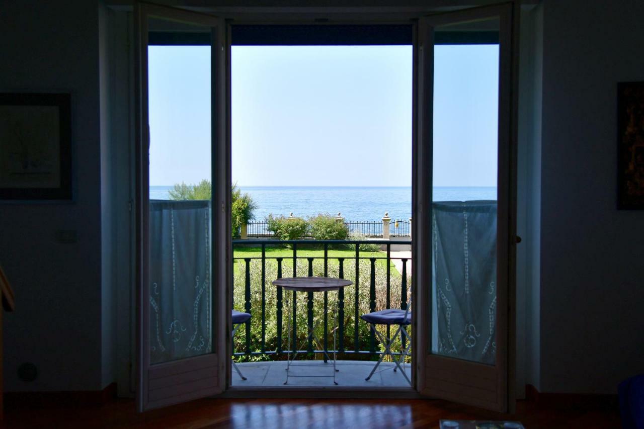 A.A.U.T Appartamento Villa Preli Chiavari Exteriör bild